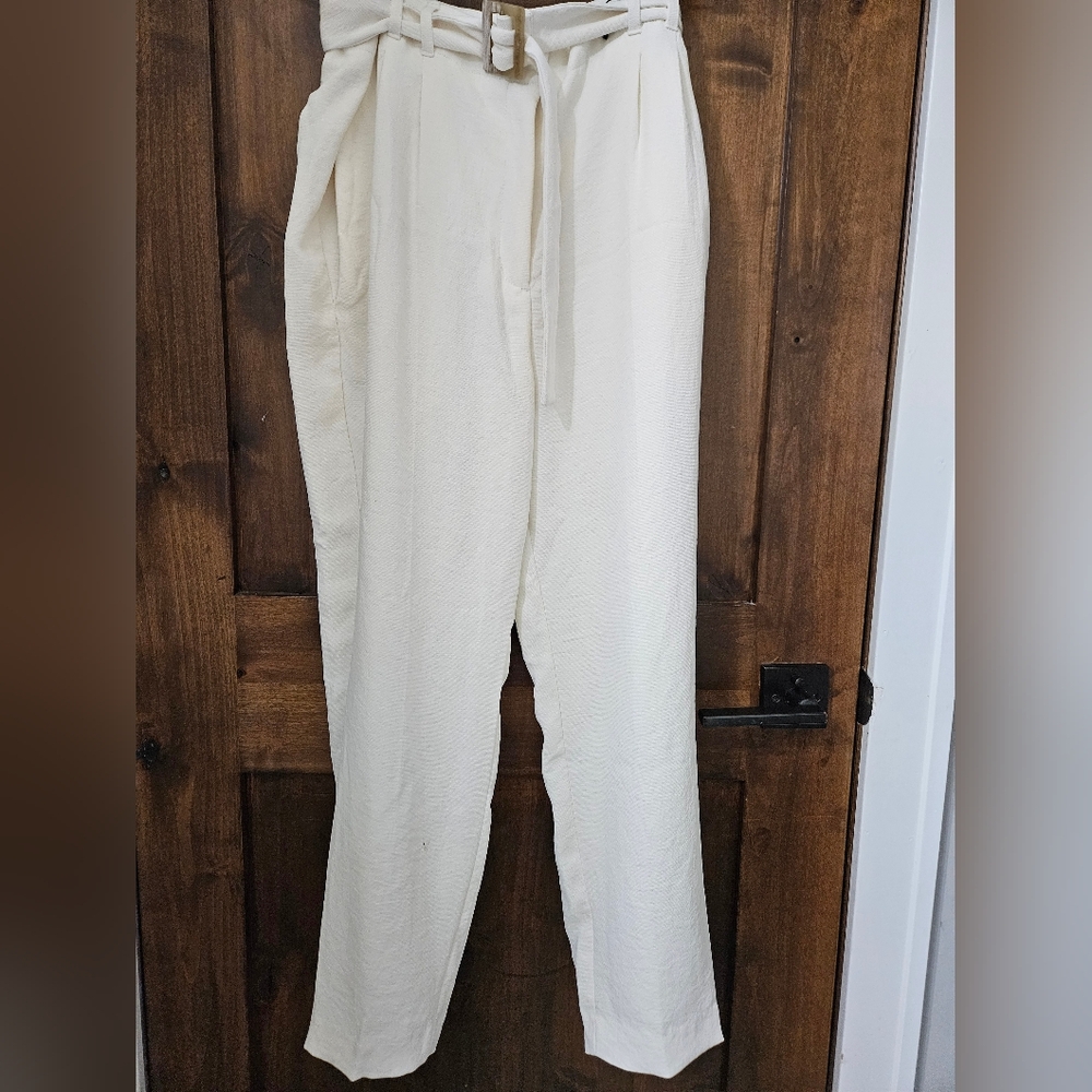Express off white ankle high rise women's size 14 pants